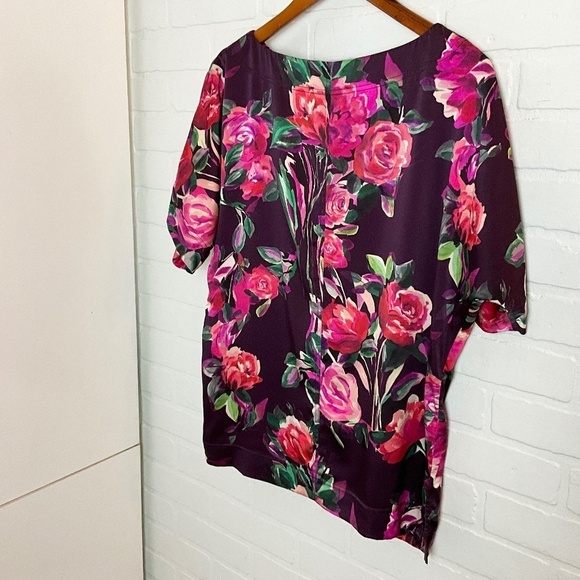 St. John Blouse Floral Roses Short Sleeve Silk Purple Pink Red S Oversized FLAW - Picture 10 of 13